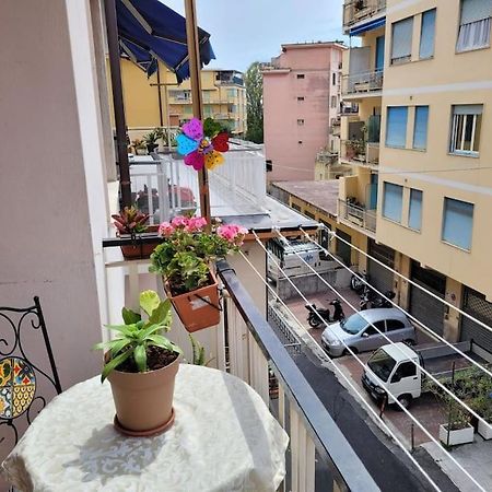 Bilocale: 5 Minuti Dall'Ariston Σαν Ρέμο Εξωτερικό φωτογραφία